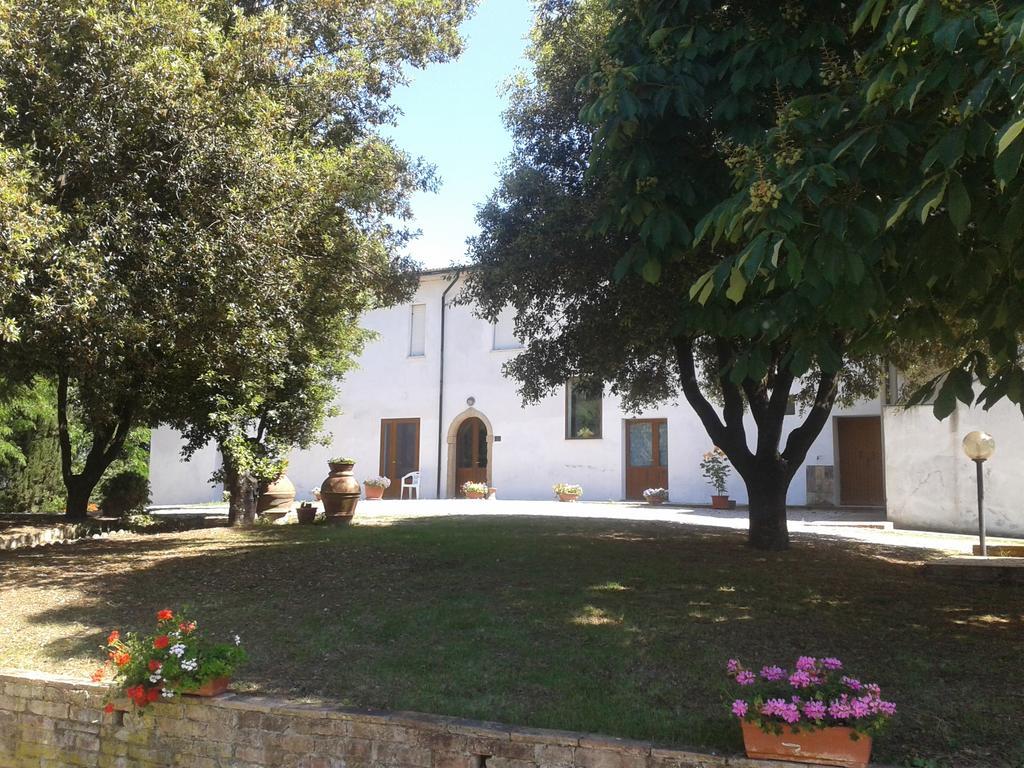 Agriturismo Santa Chiara Pomarance Exteriör bild