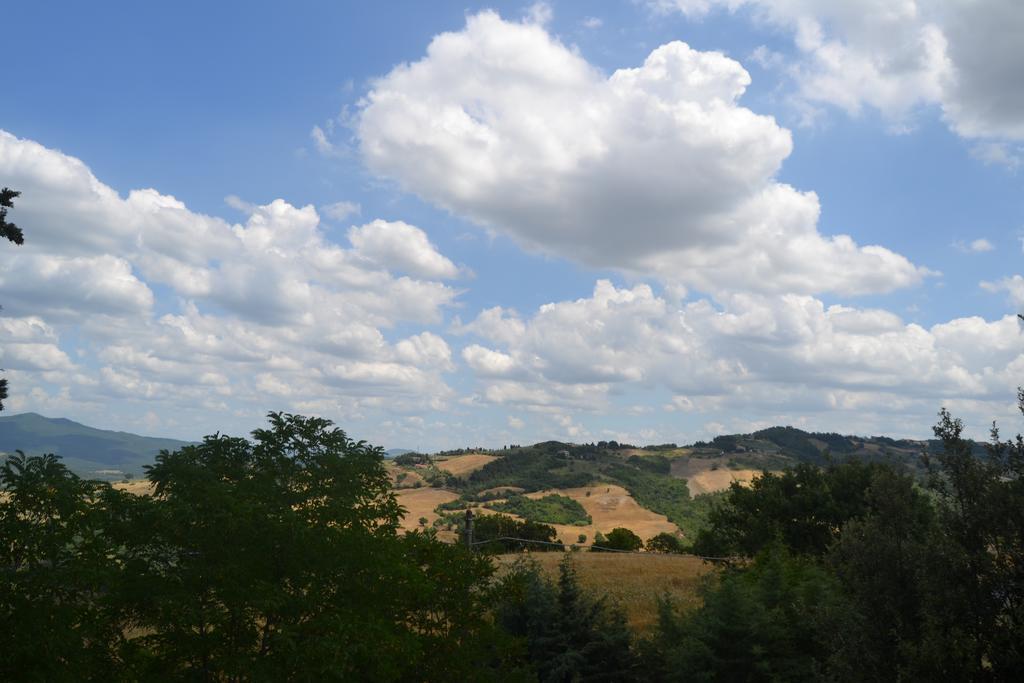 Agriturismo Santa Chiara Pomarance Exteriör bild